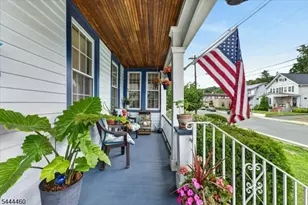583 Somerset St, North Plainfield, NJ 07060 - Photo 3