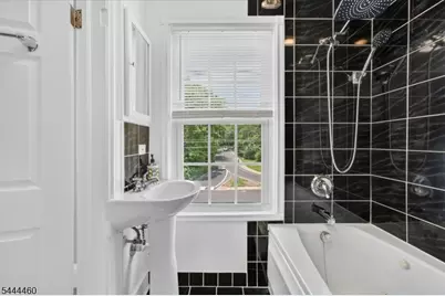 583 Somerset St, North Plainfield, NJ 07060 - Photo 29