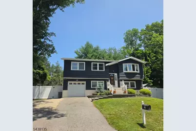 19 Selma Blvd, Chester, NJ 07869 - Photo 3