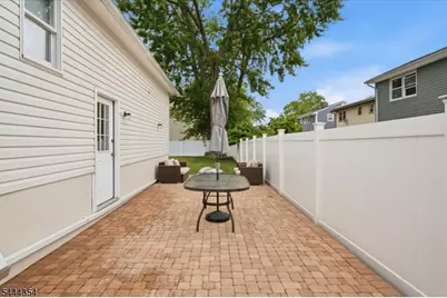 580 Center St, Kenilworth, NJ 07033 - Photo 35