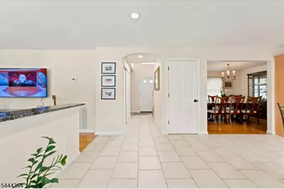 580 Center St, Kenilworth, NJ 07033 - Photo 17