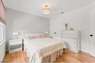 580 Center St, Kenilworth, NJ 07033 - Photo 25