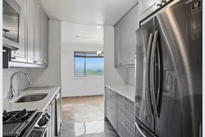 275 Prospect St #14B, East Orange, NJ 07017 - Photo 21
