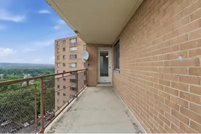 275 Prospect St #14B, East Orange, NJ 07017 - Photo 11