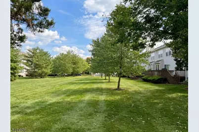 10 Dina Ln, Franklin Township, NJ 08873 - Photo 25