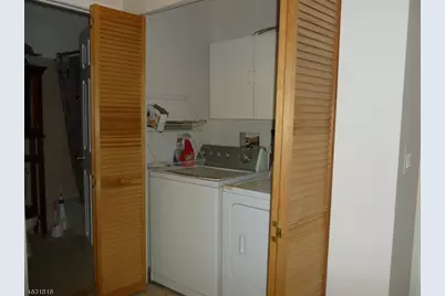 408 Hawkshead Way, Franklin Township, NJ 08873 - Photo 13