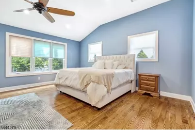2010 Windsor Rd, Linden, NJ 07036 - Photo 13