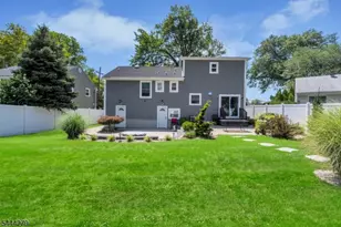 2010 Windsor Rd, Linden, NJ 07036 - Photo 15