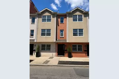 16 E Kinney St, Newark, NJ 07102 - Photo 1