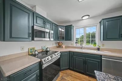 460 Shades Of Death Rd, Allamuchy Township, NJ 07838 - Photo 13