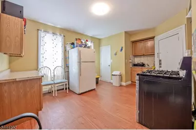 9 Vreeland Ave #4, Passaic, NJ 07055 - Photo 7