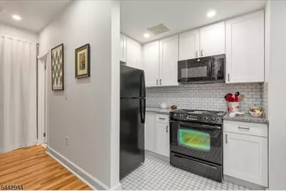 515 Trinity Pl #1GN, Westfield, NJ 07090 - Photo 9
