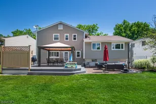 7 Wolf Pl, Parsippany, NJ 07054 - Photo 21