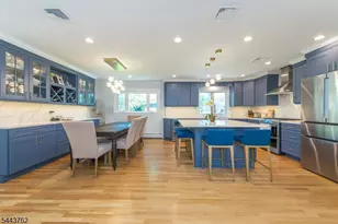 7 Wolf Pl, Parsippany, NJ 07054 - Photo 5