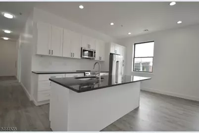 340 Millburn Ave #2A, Millburn, NJ 07041 - Photo 3