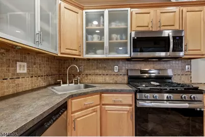 3 Letts Ct, Sayreville Boro, NJ 08872 - Photo 13