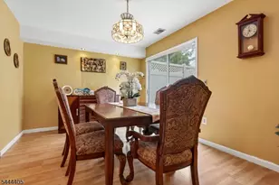 3 Letts Ct, Sayreville Boro, NJ 08872 - Photo 5