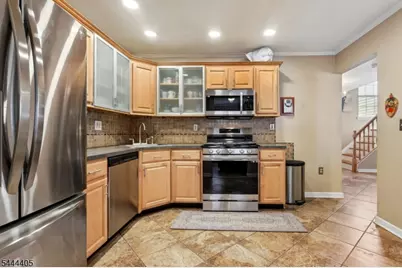 3 Letts Ct, Sayreville Boro, NJ 08872 - Photo 11