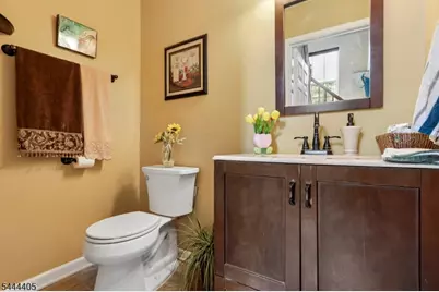 3 Letts Ct, Sayreville Boro, NJ 08872 - Photo 3