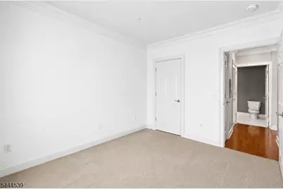 180 Edgewater Rd, Cliffside Park, NJ 07010 - Photo 7