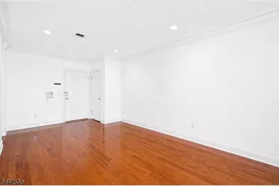 180 Edgewater Rd, Cliffside Park, NJ 07010 - Photo 5