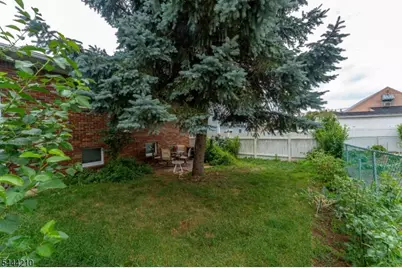 606 Knopf St, Linden, NJ 07036 - Photo 25
