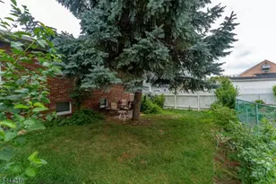 606 Knopf St, Linden, NJ 07036 - Photo 25