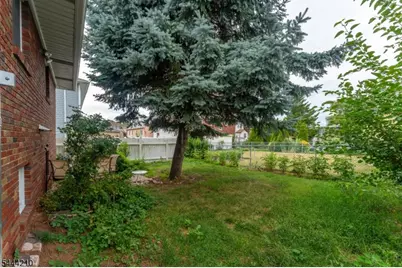 606 Knopf St, Linden, NJ 07036 - Photo 23