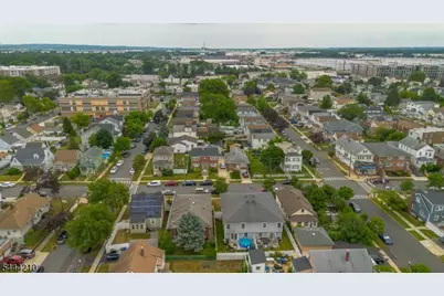 606 Knopf St, Linden, NJ 07036 - Photo 33