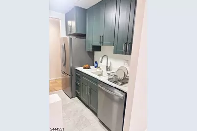 25 Jefferson St #3D, Hackensack, NJ 07601 - Photo 7