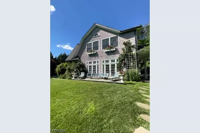 197 Cedar St, Englewood, NJ 07631 - Photo 17