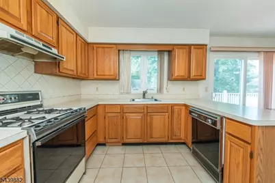 6 John St, East Hanover Township, NJ 07936 - Photo 3