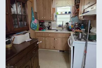251 Speer Ave, Clifton, NJ 07013 - Photo 7