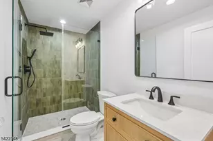 51 Herfort Rd, Wayne Twp., NJ 07470 - Photo 39