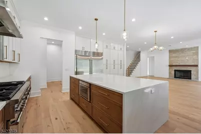 51 Herfort Rd, Wayne, NJ 07470 - Photo 15