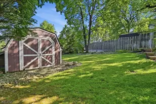 16 Arlington Ave, Caldwell, NJ 07006 - Photo 33