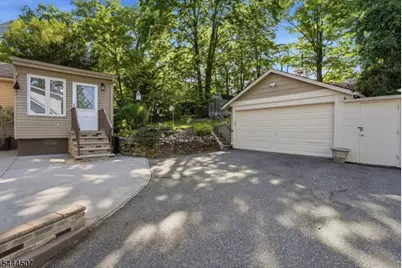 16 Arlington Ave, Caldwell, NJ 07006 - Photo 21