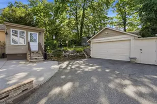 16 Arlington Ave, Caldwell, NJ 07006 - Photo 21