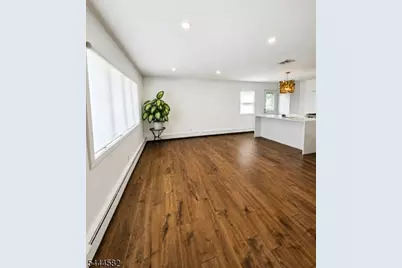 61 Winifred Dr, Totowa, NJ 07512 - Photo 7