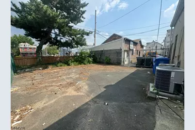 100 Main St, Woodbridge Township, NJ 07095 - Photo 23
