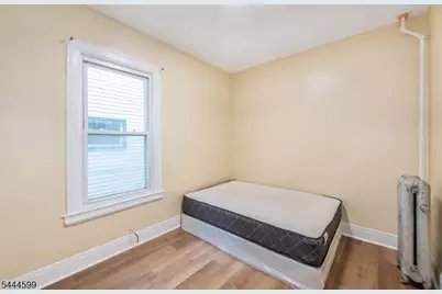 124 N 17th St, East Orange, NJ 07017 - Photo 23