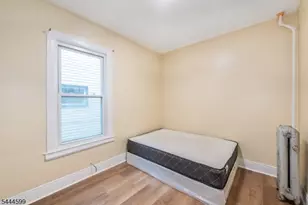 124 N 17th St, East Orange, NJ 07017 - Photo 23