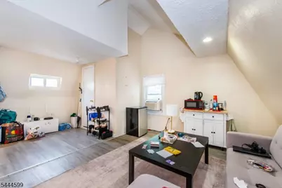 124 N 17th St, East Orange, NJ 07017 - Photo 7