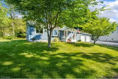 54 Oslo Dr, Rockaway Township, NJ 07866 - Photo 3