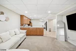 75 Spring Hill Cir, Wayne, NJ 07470 - Photo 17