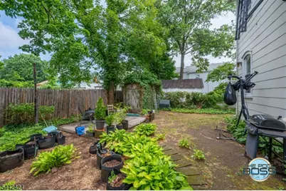 33 Monroe Pl #2, Bloomfield, NJ 07003 - Photo 21