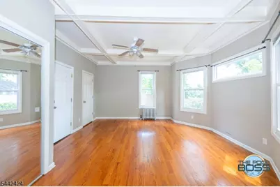 33 Monroe Pl #2, Bloomfield, NJ 07003 - Photo 9