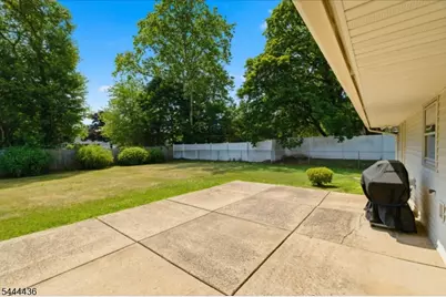 23 Sweetbriar Rd, Franklin Township, NJ 08873 - Photo 43