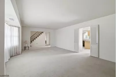 23 Sweetbriar Rd, Franklin Township, NJ 08873 - Photo 19