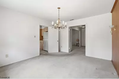 23 Sweetbriar Rd, Franklin Township, NJ 08873 - Photo 15